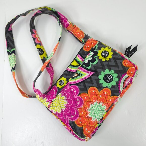 VERA BRADLEY MULTICOLOR FLORAL SMALL RECTANGLE CROSSBODY BAG LIGHTWEIGHT *EUC*.. - Picture 2 of 16